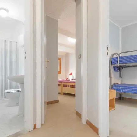 In Guest - Sayonara Club Village - Spacious Double בית הארחה סן פרדיננדו