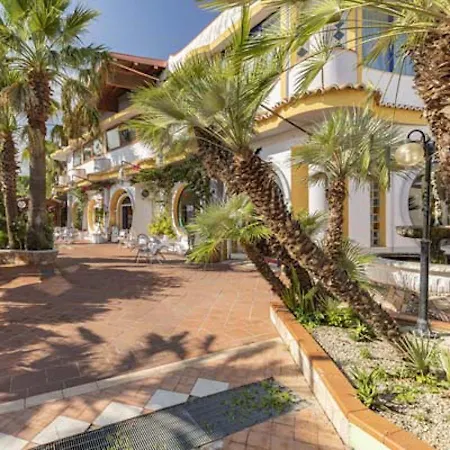 In Guest - Sayonara Club Village - Spacious Double * San Ferdinando